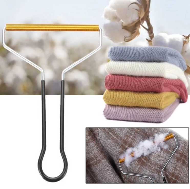 RZ-567 Щетка-скребок для удаления катышков металлическая