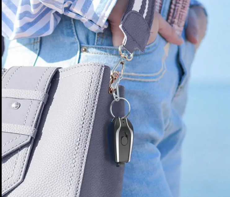 AV-208 Брелок Type-C New Power Pod автомобильный для ключей