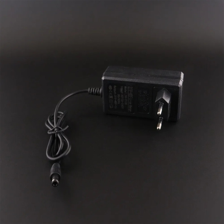 IN-155 Секатор садовый аккумуляторный 21v в кейсе