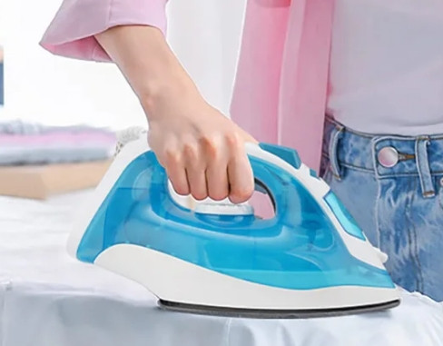 RZ-008 Утюг DSP KD1037 паровой электрический