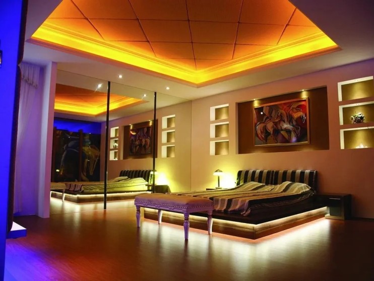 RZ-279 Лента неоновая красная 5м