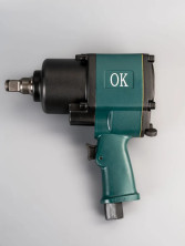 IN-177 Гайковерт пневматический в кейсе