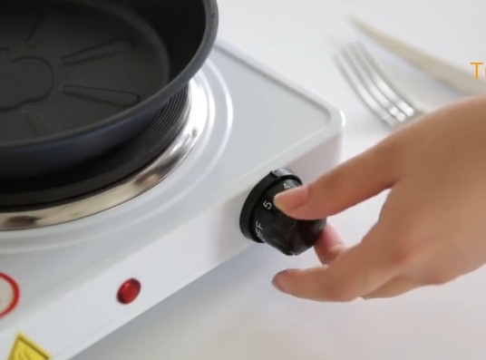 KP-750 Плита Jamaky JMK7013 кухонная 1-конфорочная