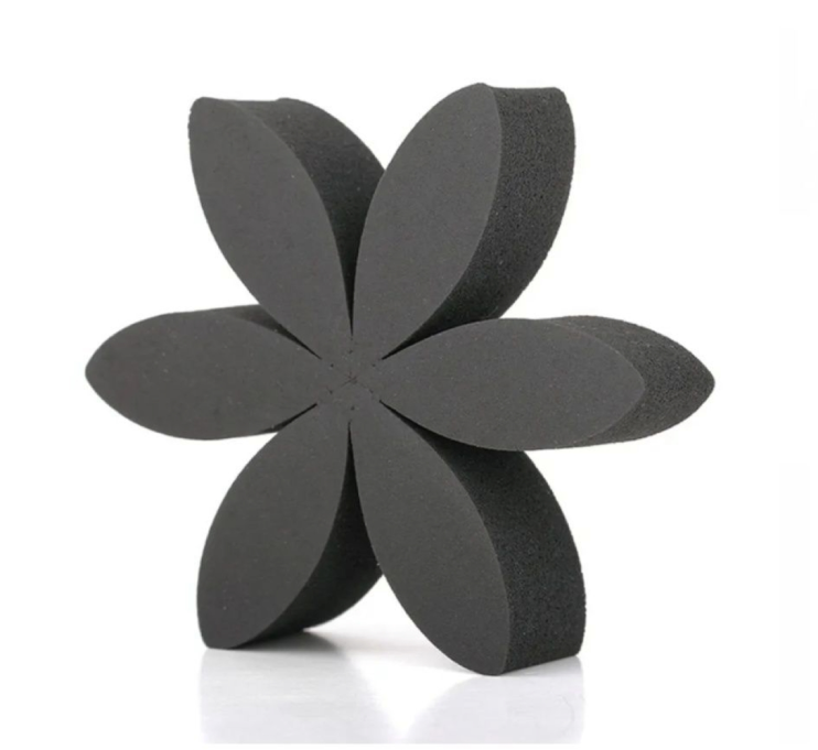 TDK-096 Спонж для макияжа (черный) 6 лепестков